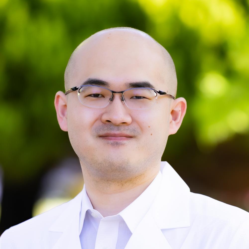 岡田 晃宏(おかだ あきひろ)