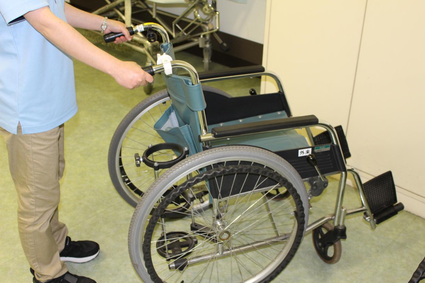 車いす搬送業務
