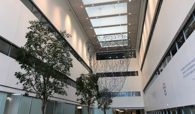 Cleveland Clinic main lobby